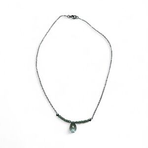 Beautiful silver necklace with Serpentine beads‎ and faceted green garnet